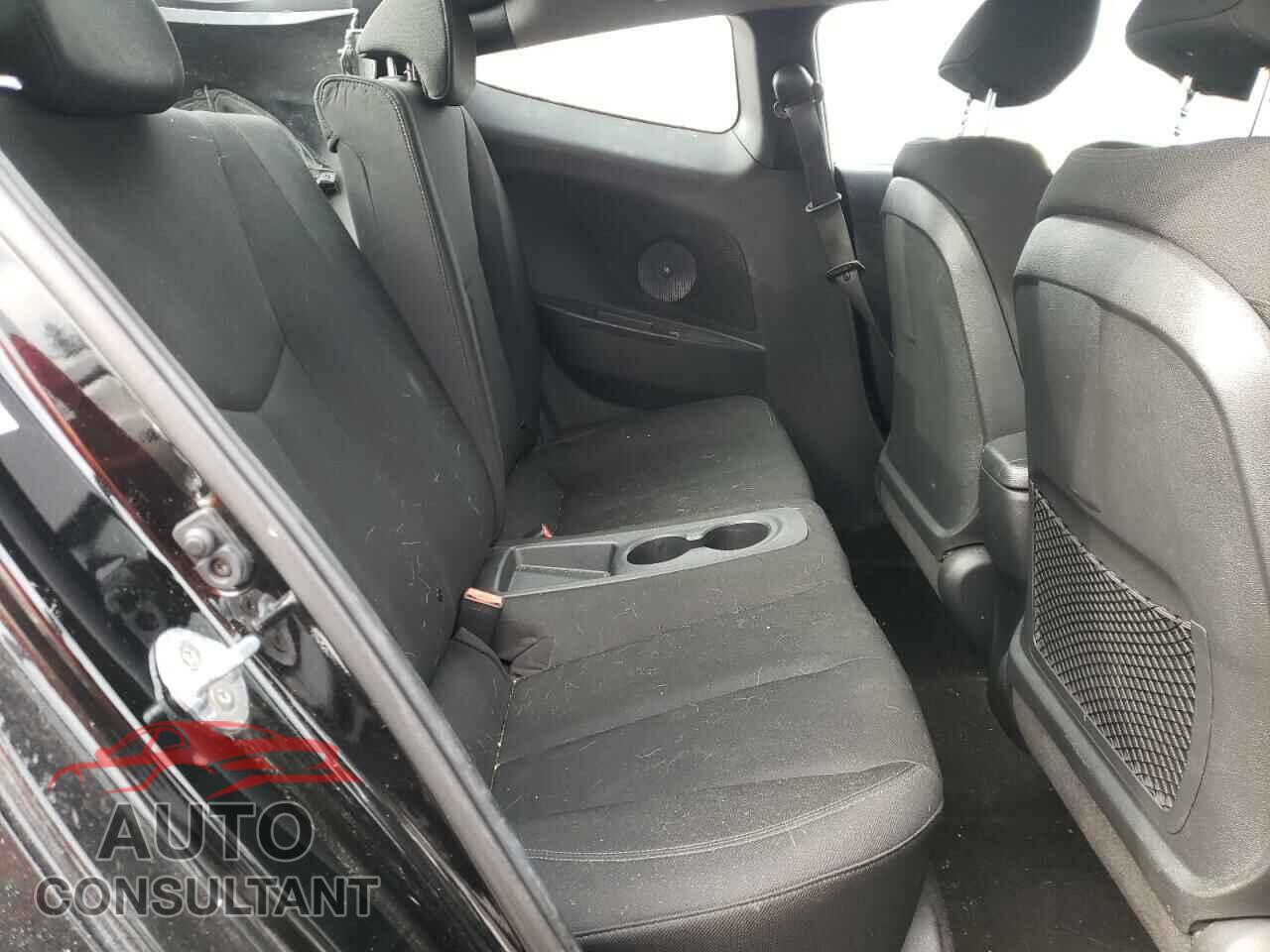 HYUNDAI VELOSTER 2016 - KMHTC6AD2GU280012