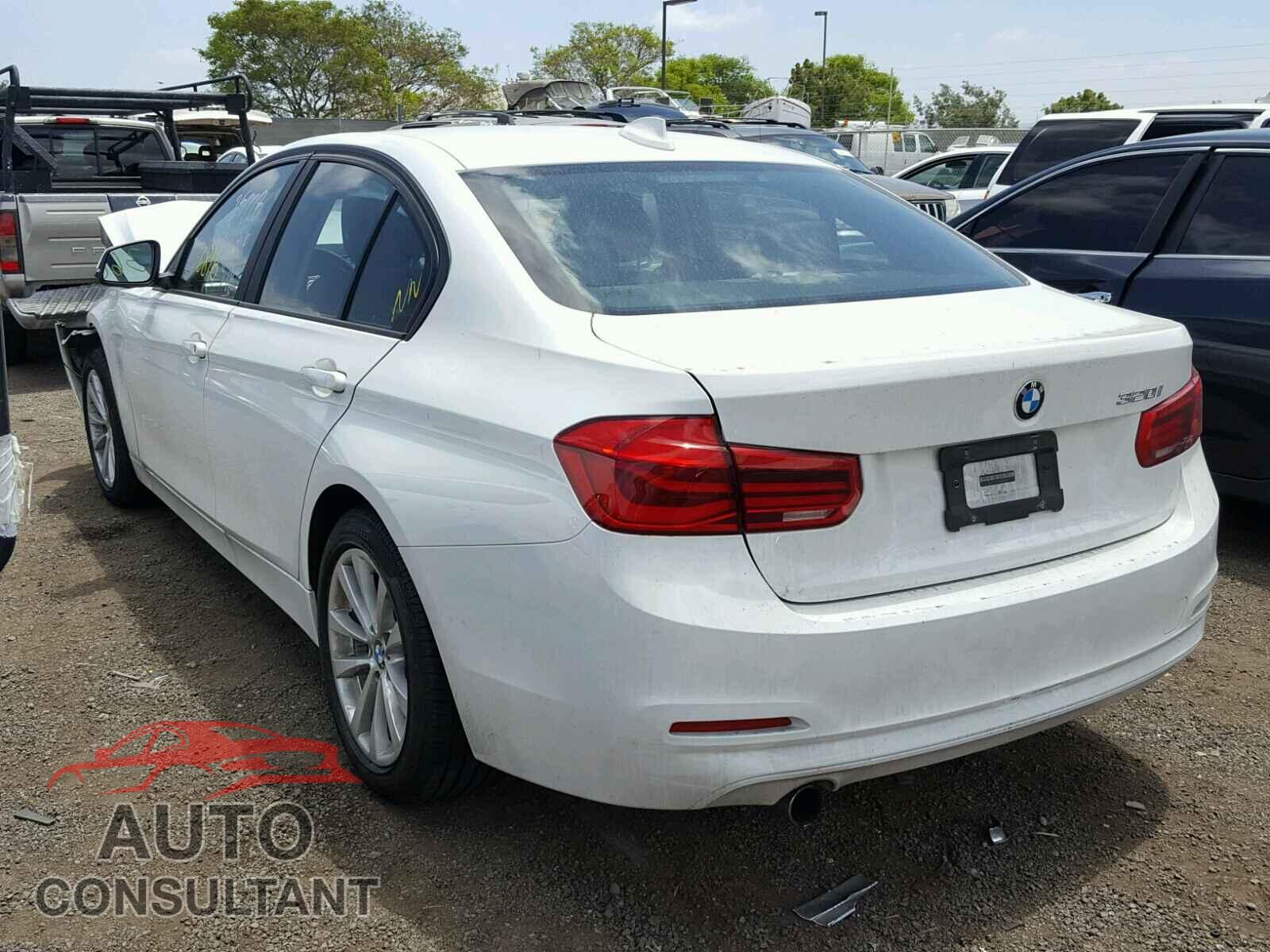 BMW 3 SERIES 2016 - WBA8E1G59GNU10639