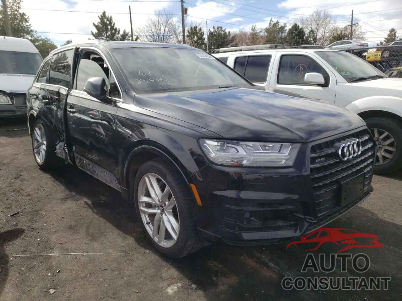 AUDI Q7 2018 - WA1VAAF70JD052309