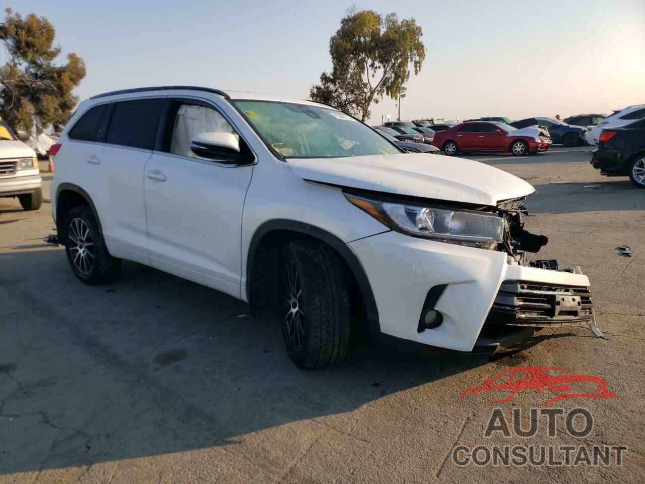 TOYOTA HIGHLANDER 2017 - 5TDJZRFH5HS453048