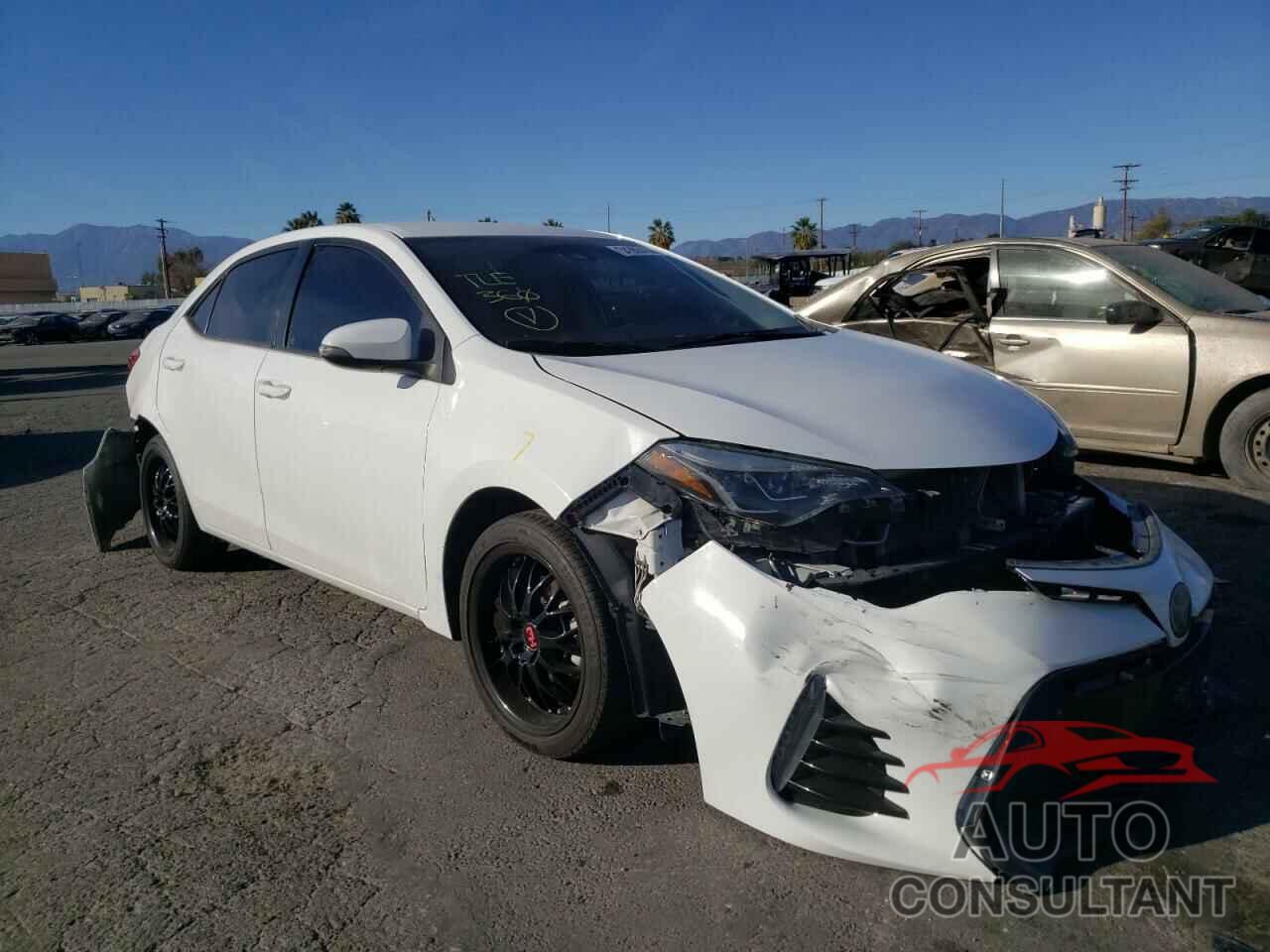 TOYOTA COROLLA 2017 - 5YFBURHE0HP640874
