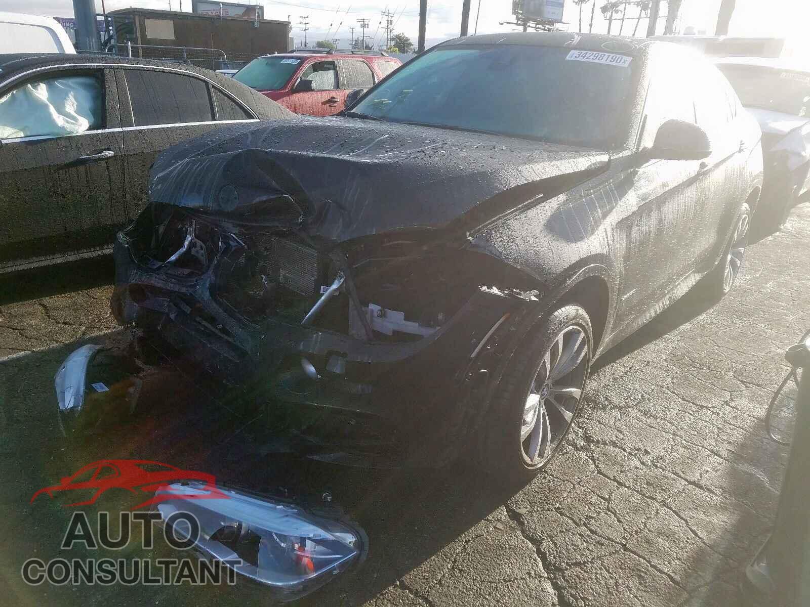 BMW X6 2015 - 2HGFC2F65KH540968