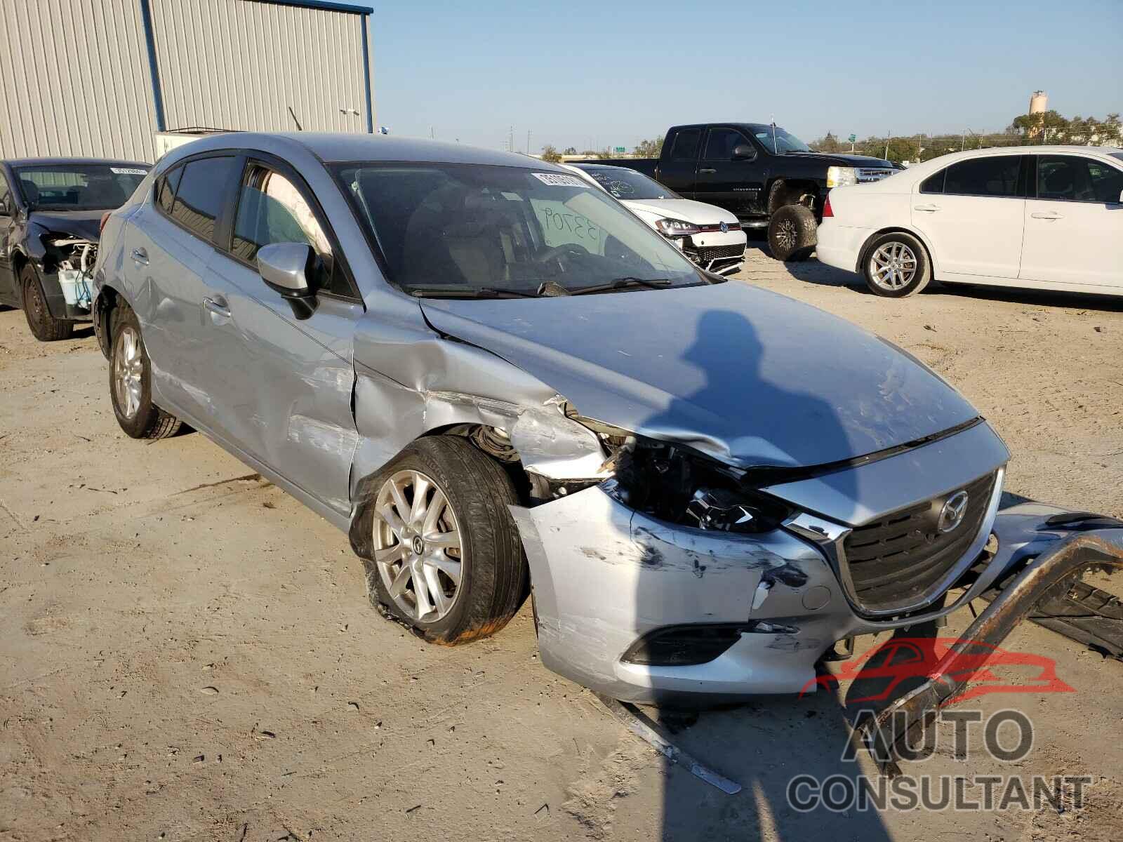 MAZDA 3 2017 - 3MZBN1K7XHM118265