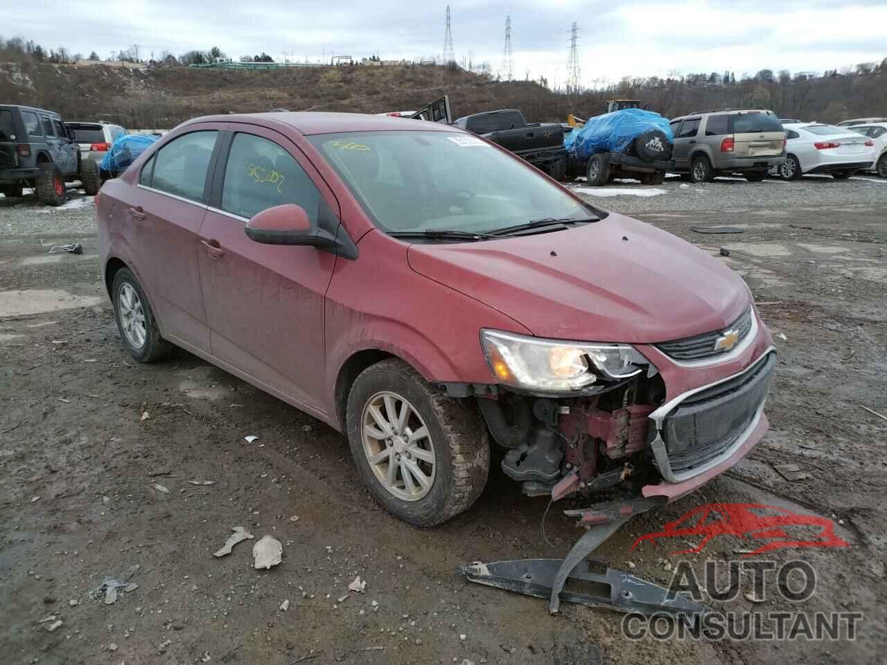 CHEVROLET SONIC 2018 - 1G1JD5SG9J4127493