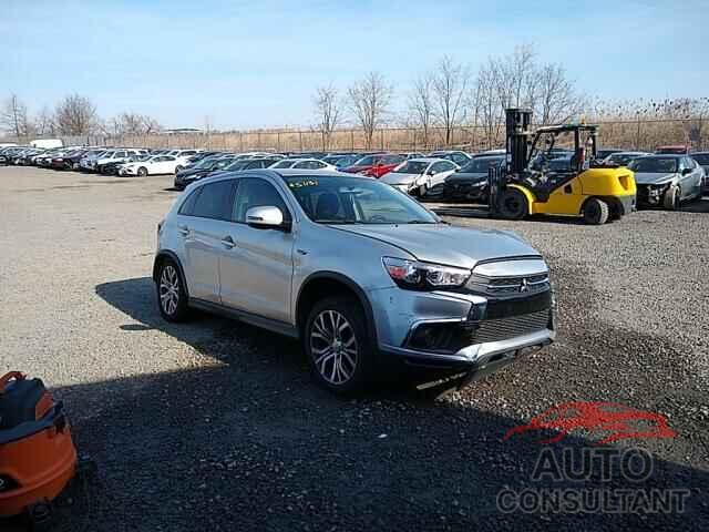 MITSUBISHI OUTLANDER 2018 - JA4AP3AUXJU021932