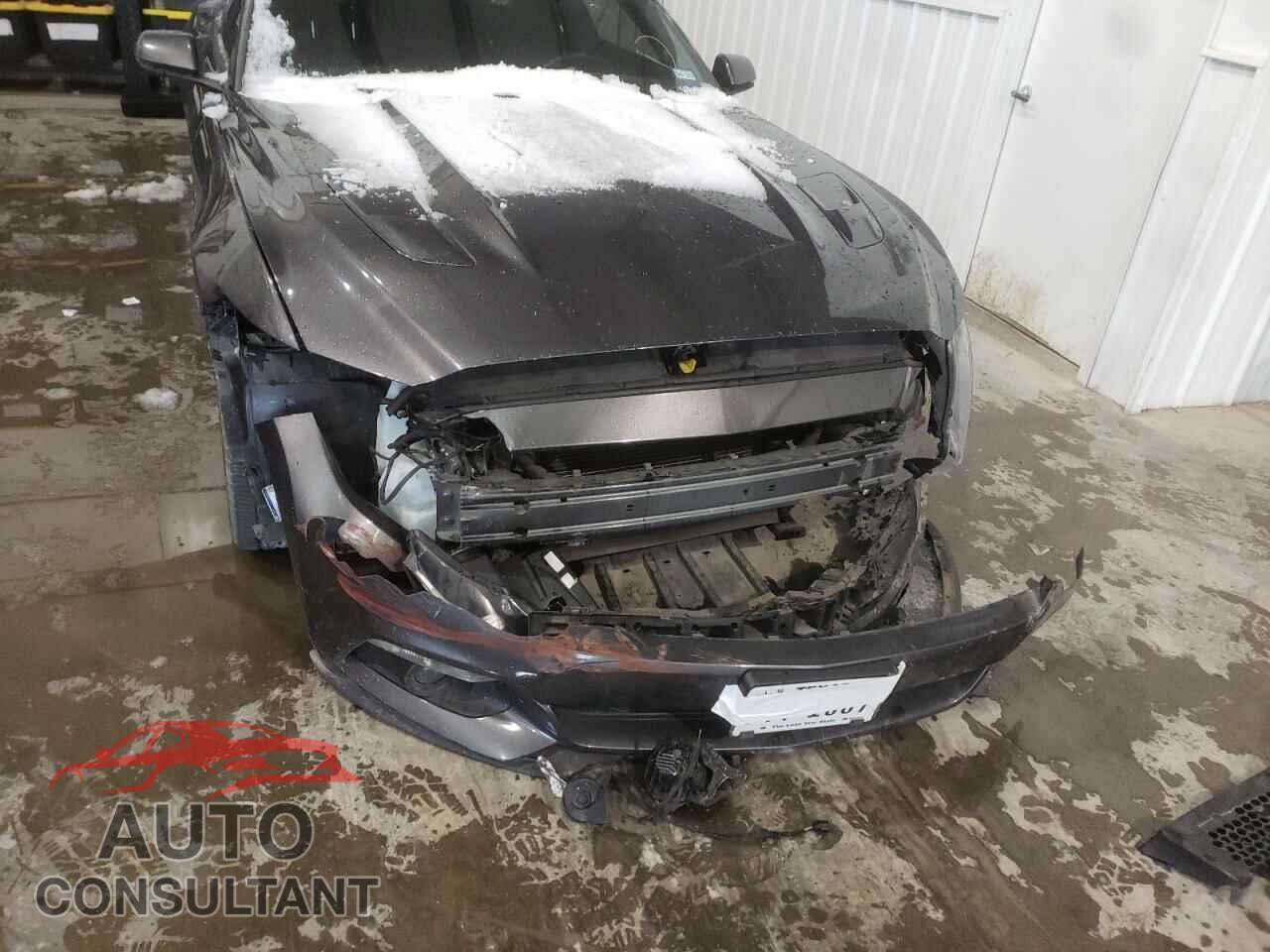 FORD MUSTANG 2017 - 1FA6P8CF5H5256837