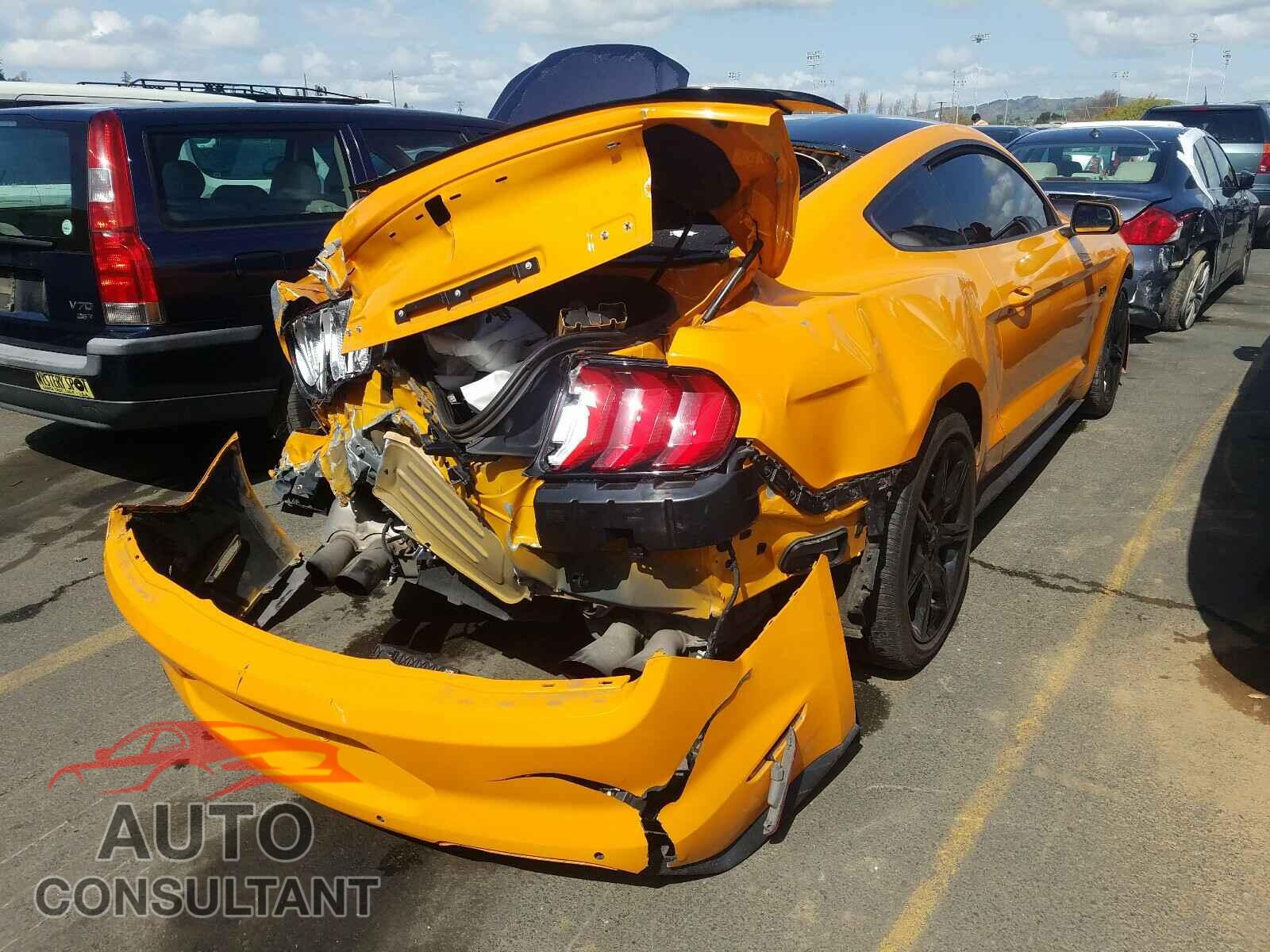 FORD MUSTANG 2018 - 1FA6P8CF8J5127481