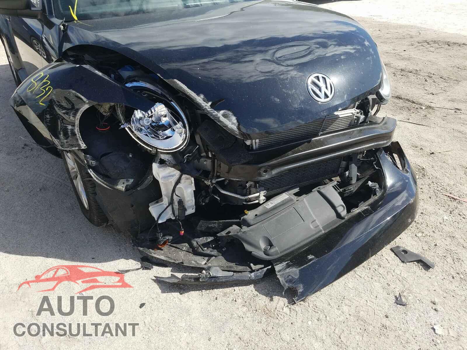 VOLKSWAGEN BEETLE 2016 - 3VWF07AT8GM607702
