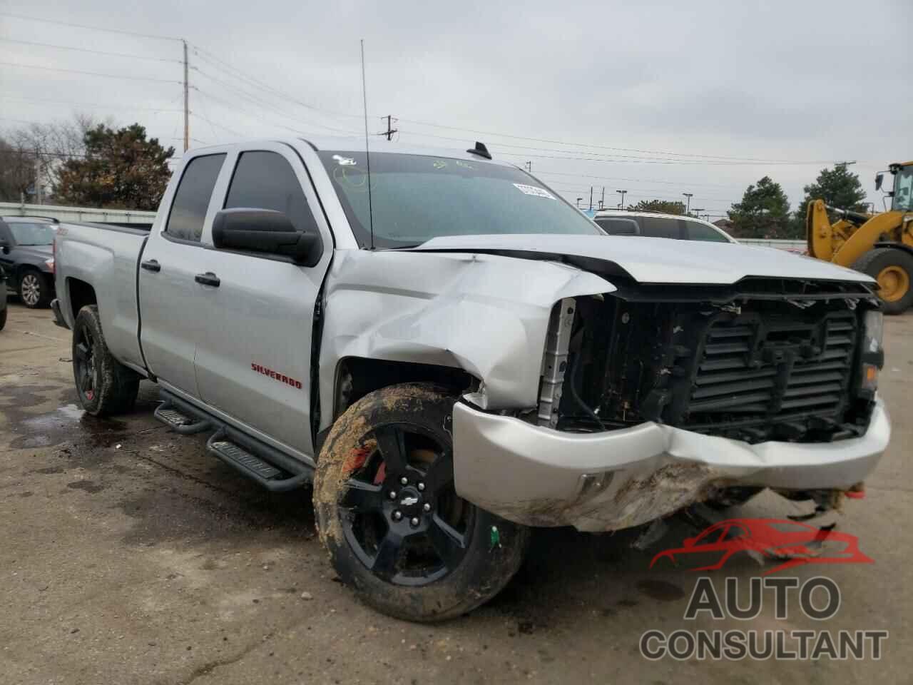 CHEVROLET SILVERADO 2018 - 1GCVKREC2JZ266124
