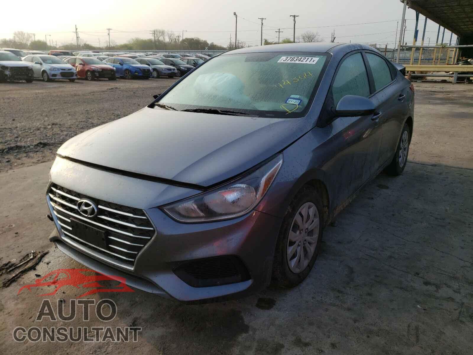 HYUNDAI ACCENT 2020 - 3KPC24A60LE114304