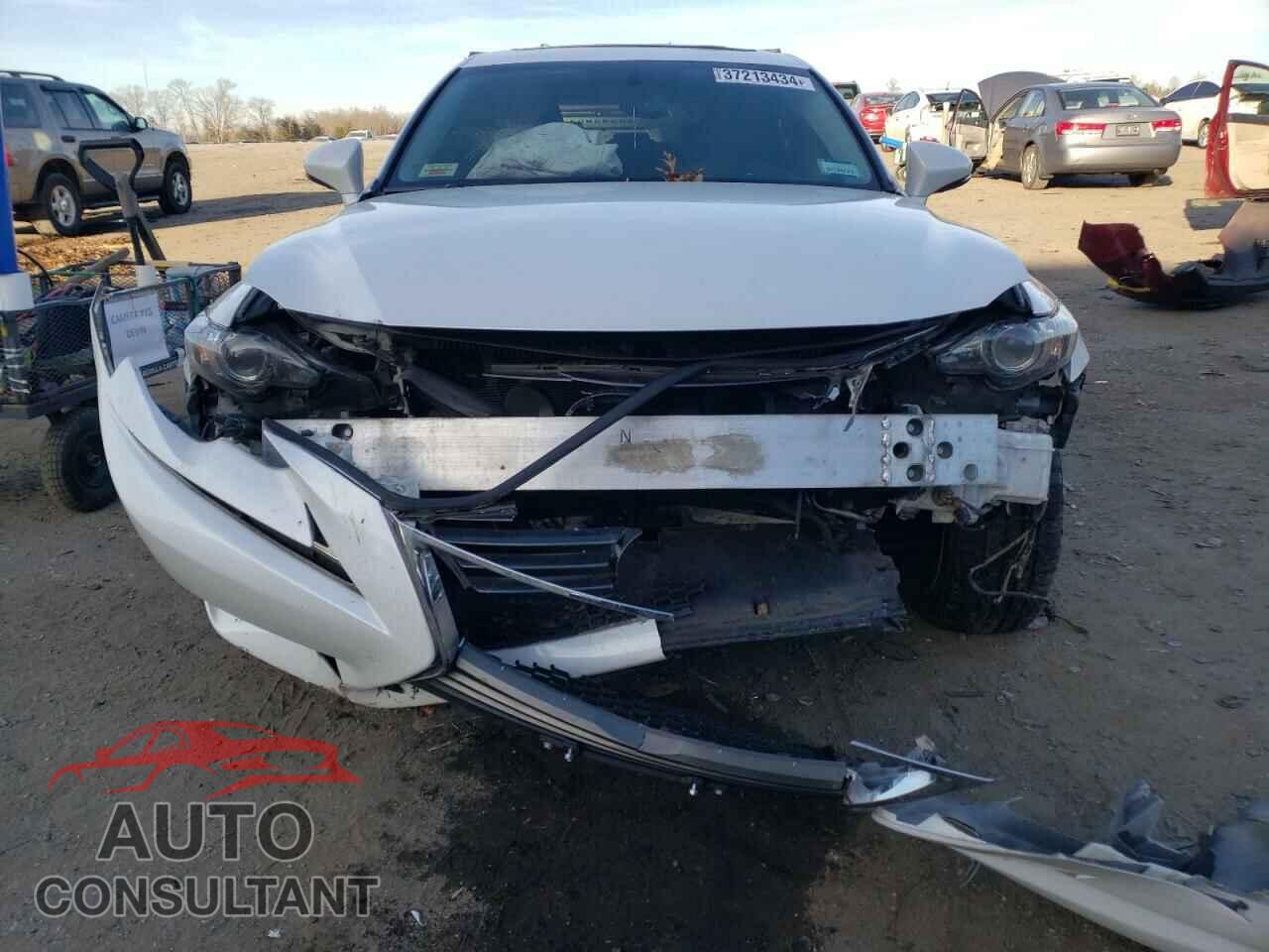LEXUS IS 2016 - JTHBA1D28G5015848