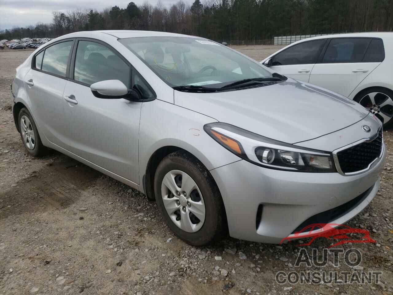 KIA FORTE 2018 - 3KPFK4A73JE267682