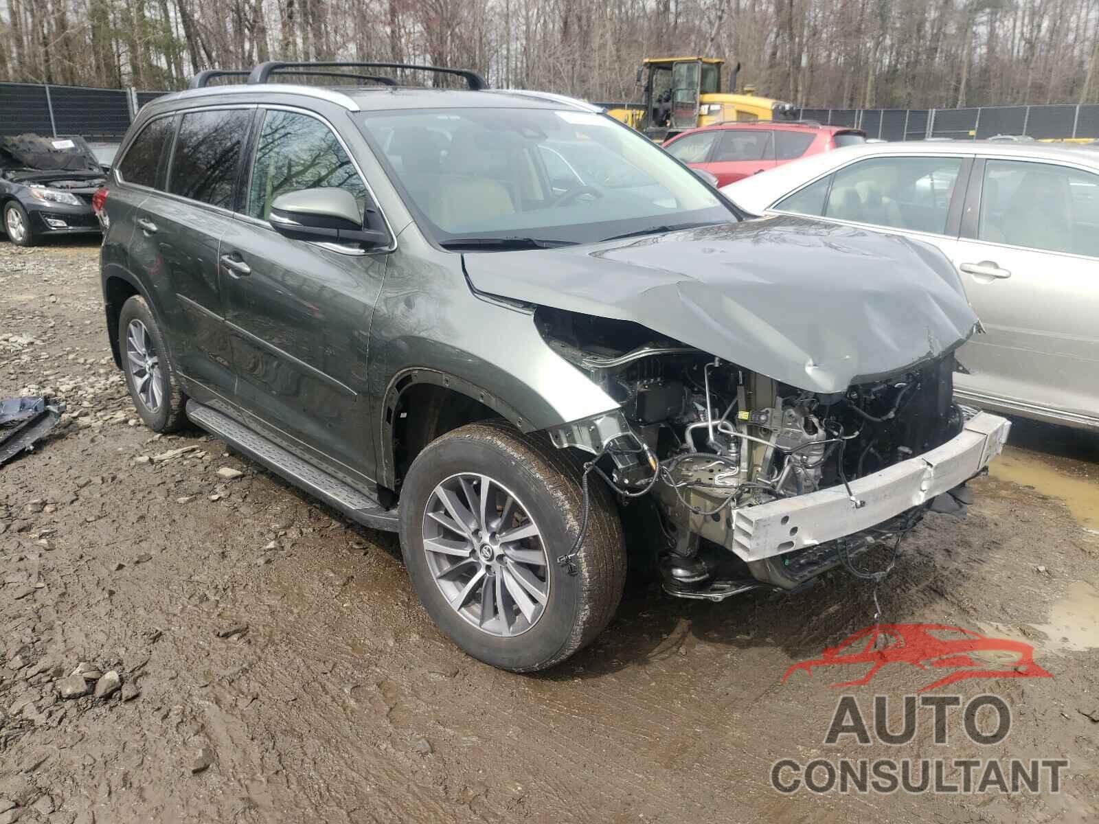 TOYOTA HIGHLANDER 2018 - 5TDJZRFH6JS813921