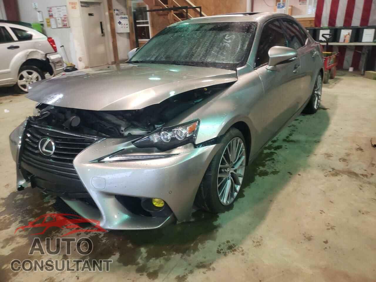 LEXUS IS 2016 - JTHBA1D28G5004929