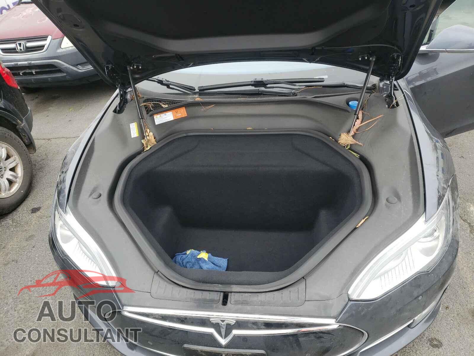 TESLA MODEL S 2016 - 5YJSA1E25GF122239