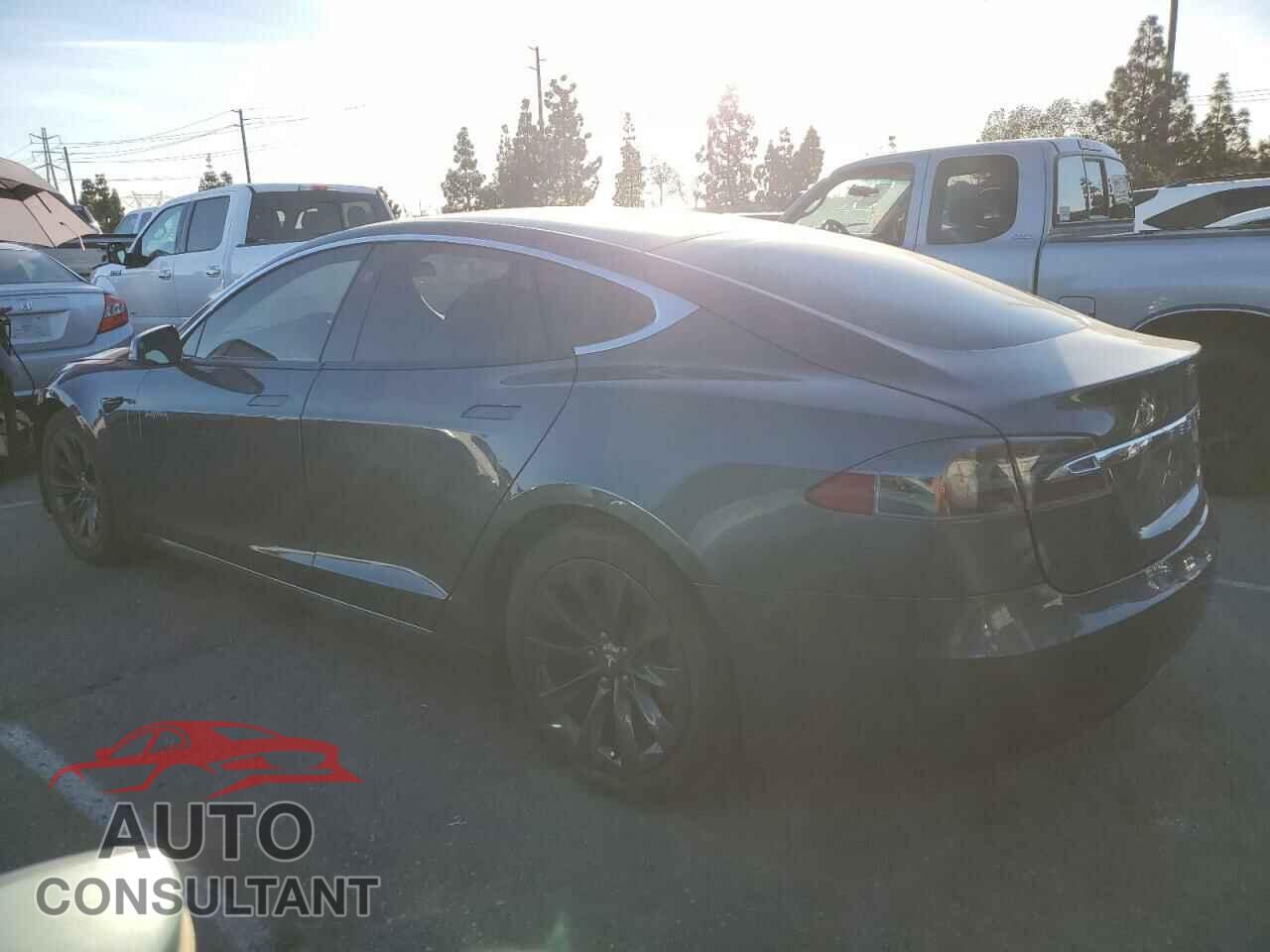 TESLA MODEL S 2019 - 5YJSA1E20KF349363