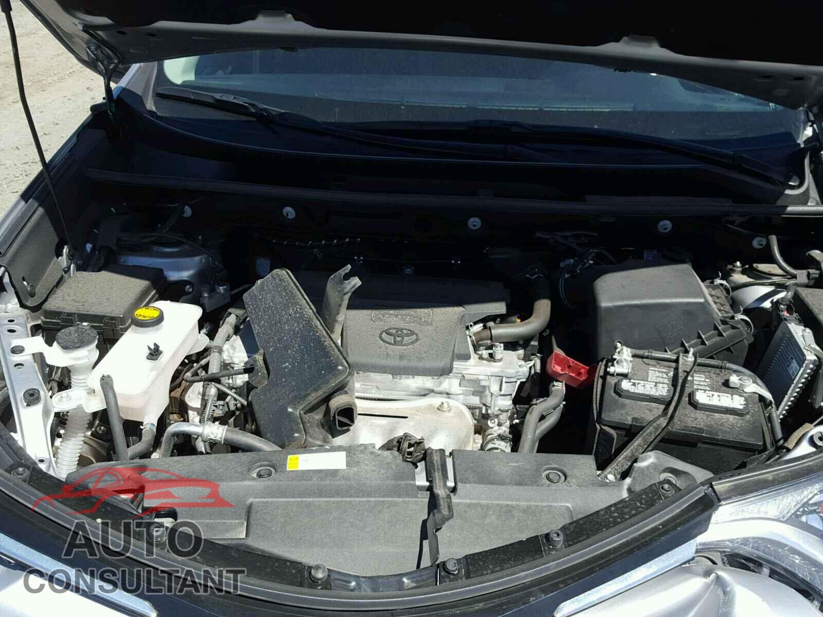TOYOTA RAV4 2017 - 2T3BFREV8HW674260