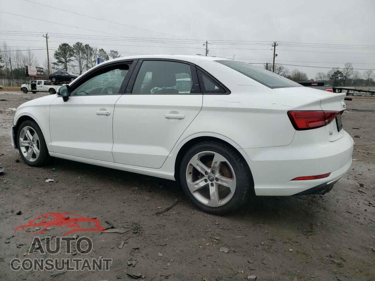 AUDI A3 2017 - WAUAUGFF6H1047565