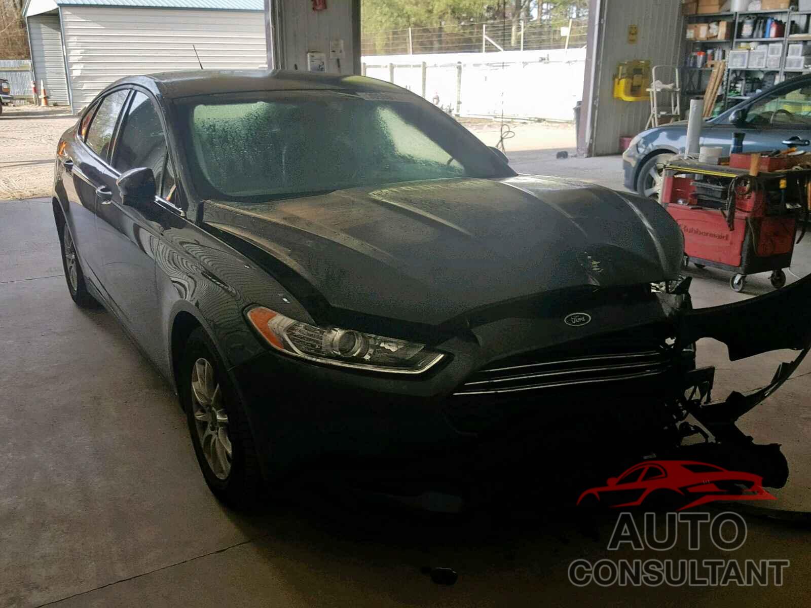 FORD FUSION 2015 - 5NPD84LF2JH220696