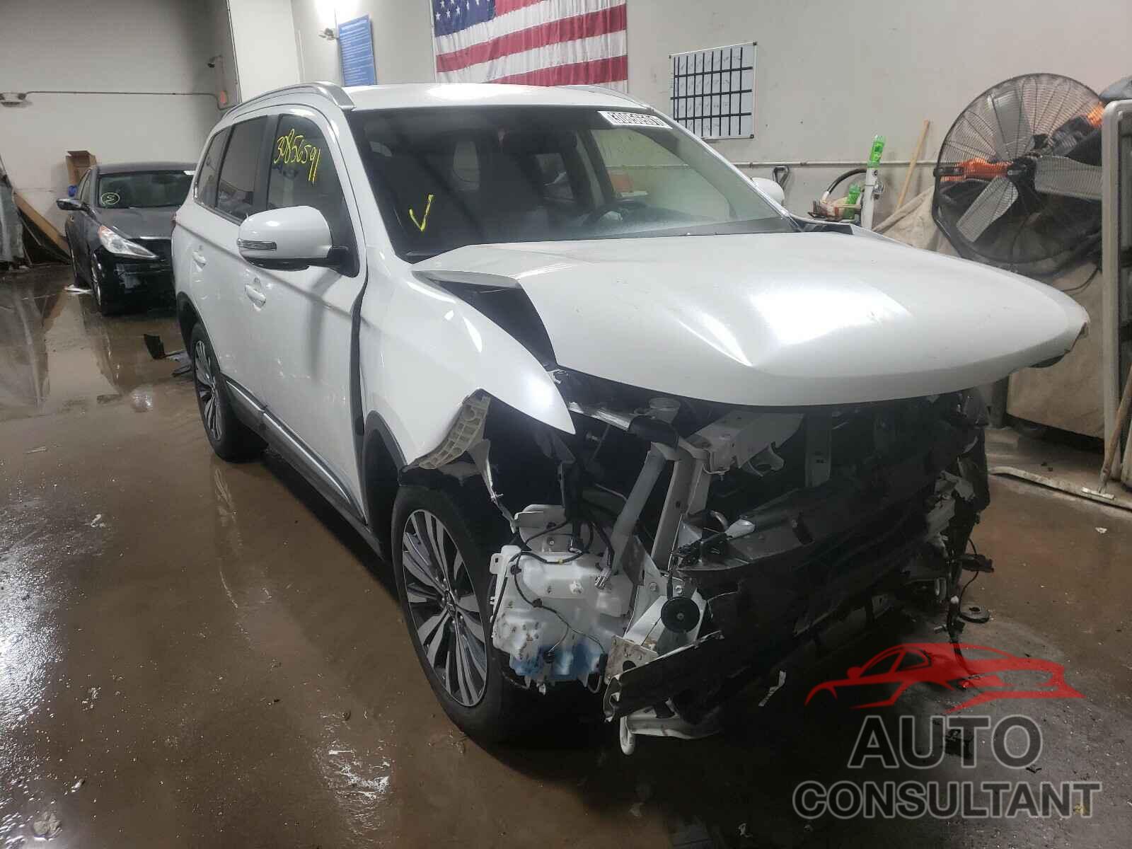 MITSUBISHI OUTLANDER 2019 - JA4AZ3A34KZ020538