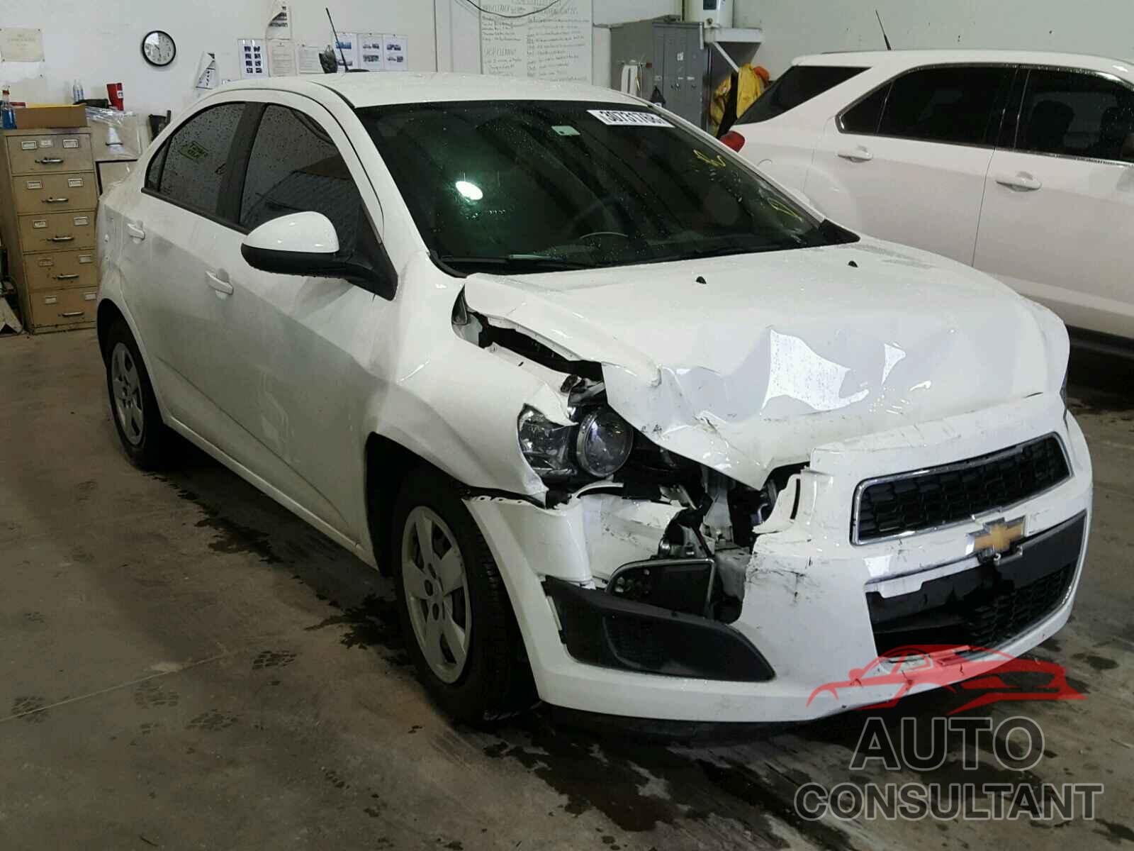 CHEVROLET SONIC 2016 - KMHCT4AE3HU300766