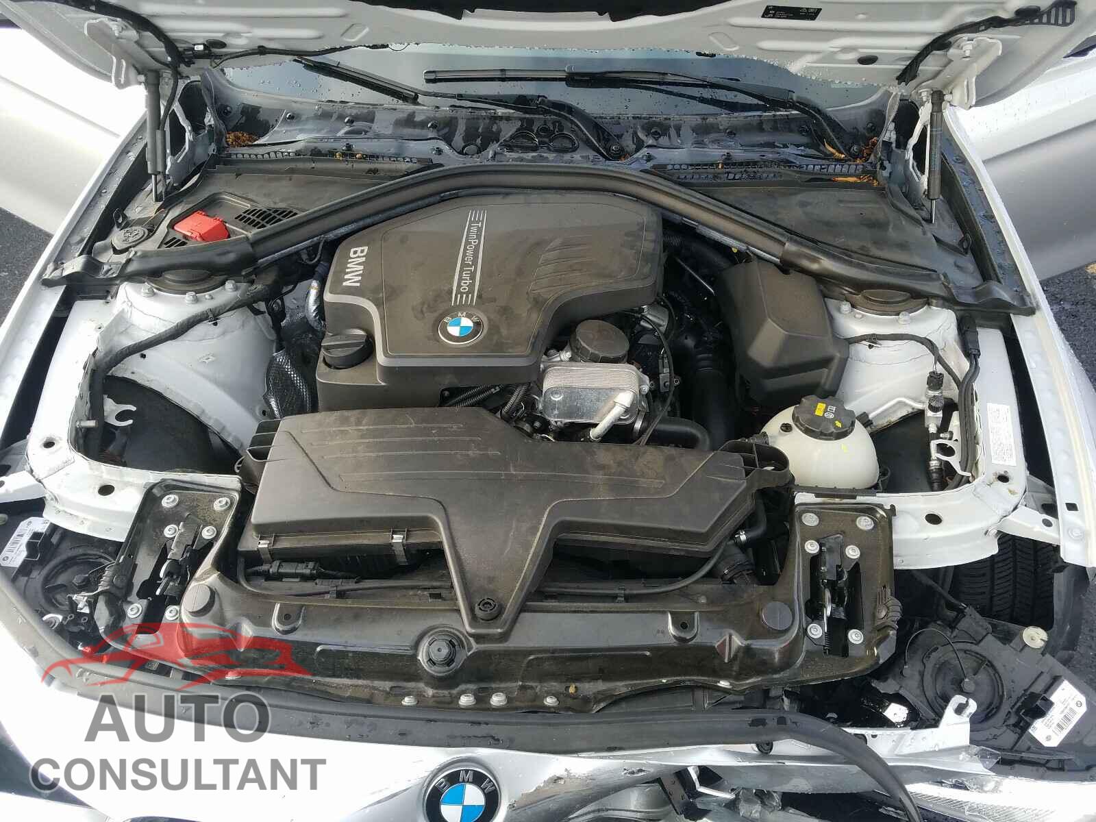 BMW 3 SERIES 2016 - WBA8E9G52GNT43431