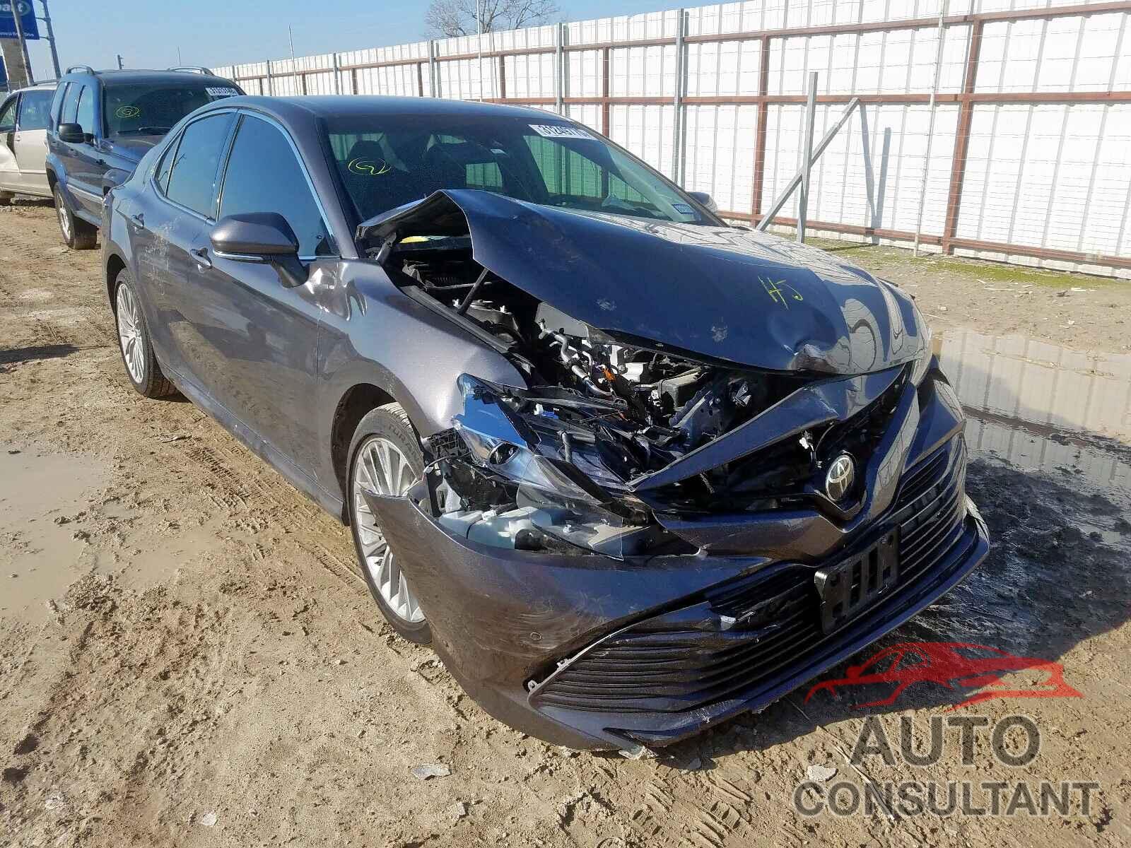 TOYOTA CAMRY 2018 - 5TDYRKEC4MS005924