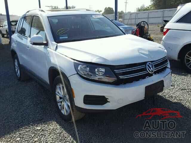 VOLKSWAGEN TIGUAN 2017 - WVGSV7AX4HW503047