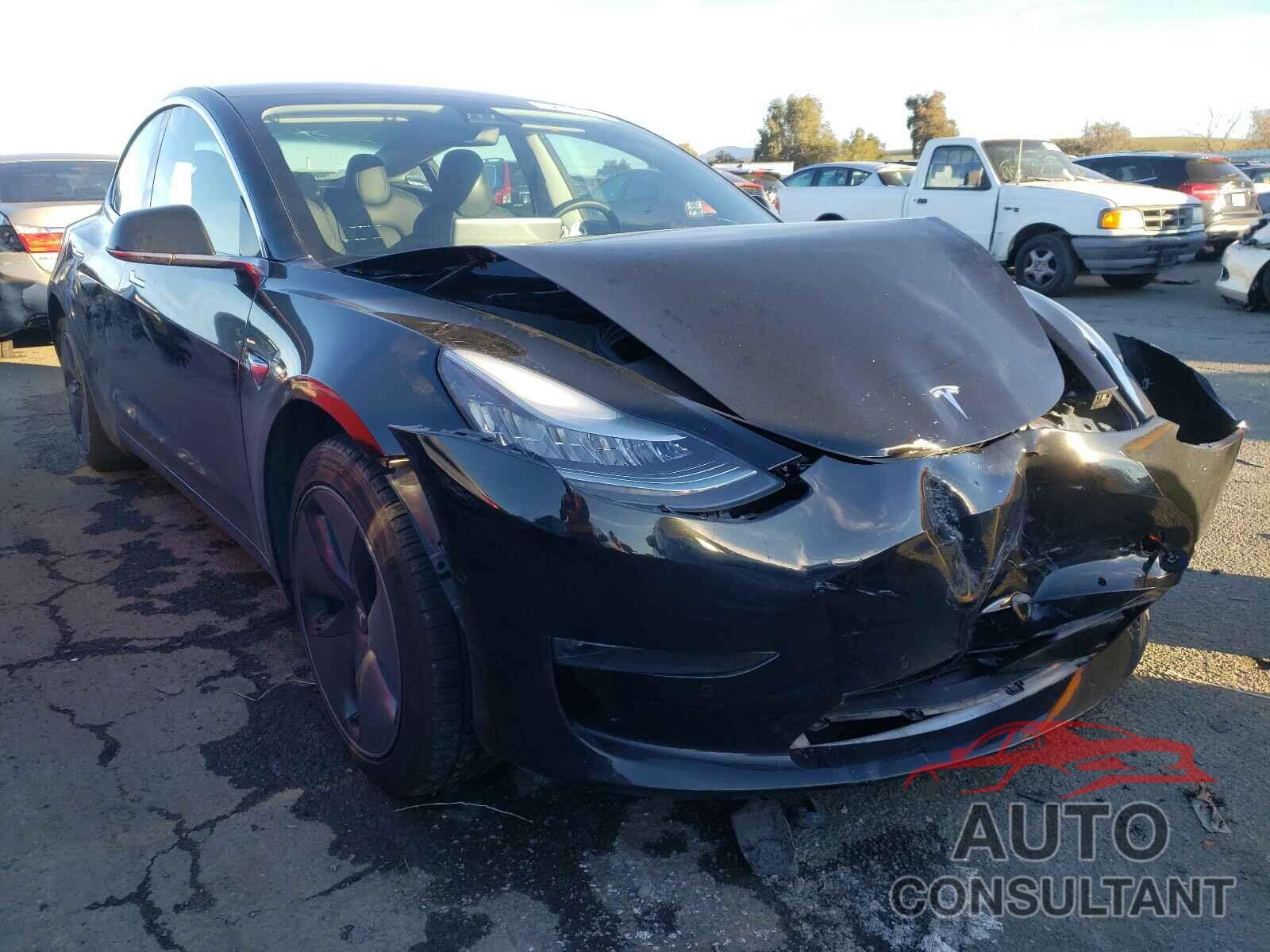 TESLA MODEL 3 2018 - 5YJ3E1EA7JF157114