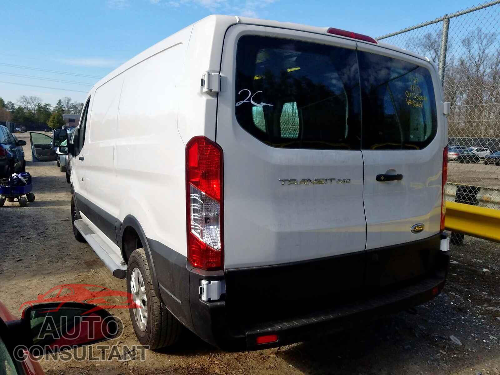 FORD TRANSIT CO 2019 - KMHCT4AE9GU101512