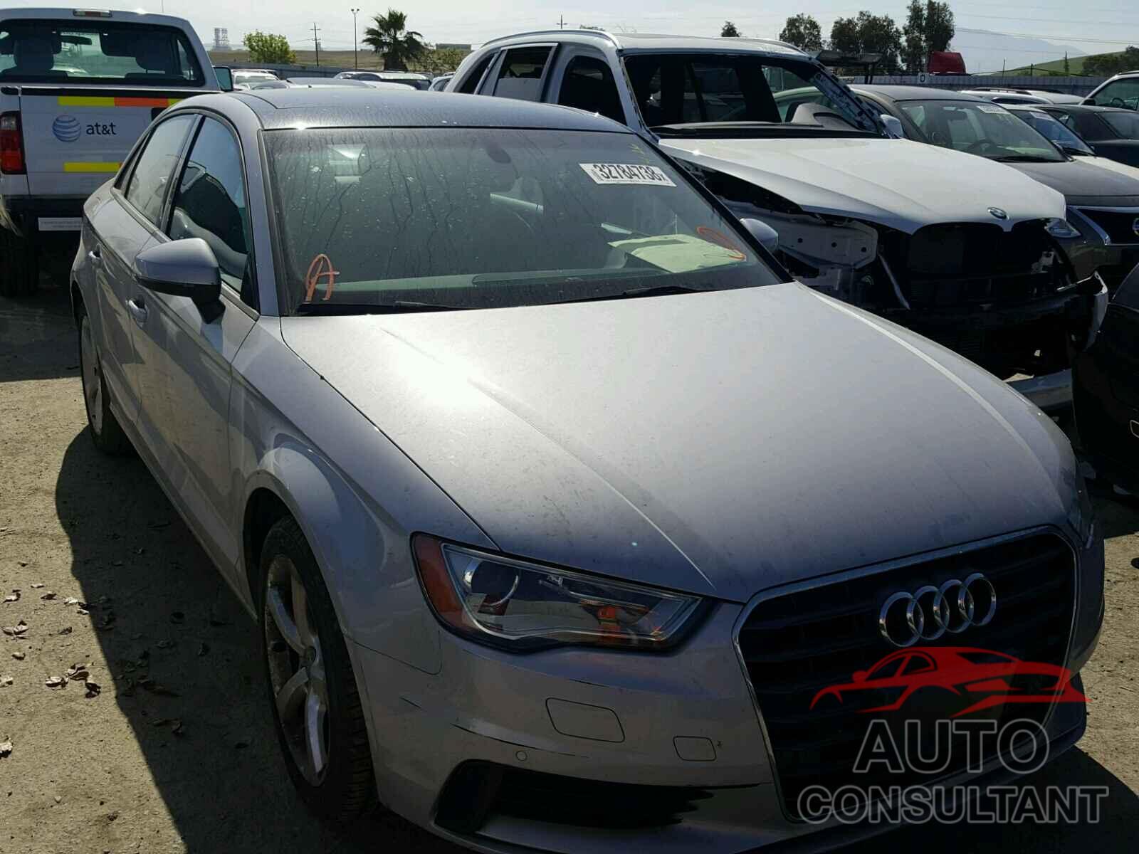 AUDI A3 2015 - WAUACGFF4F1106984