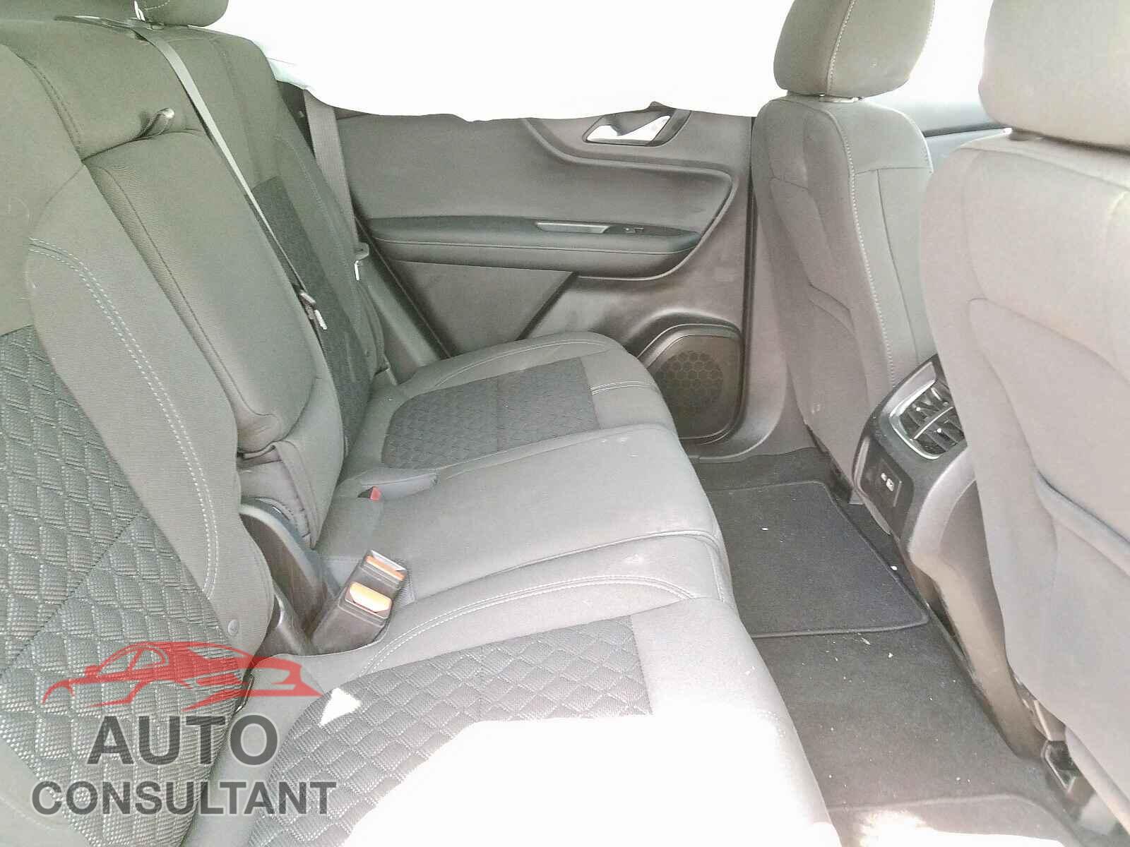 CHEVROLET BLAZER 2LT 2020 - 1FM5K8AR7JGB34360