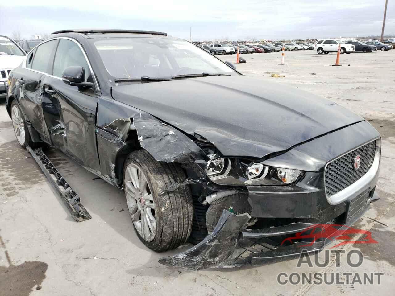 JAGUAR XE 2019 - SAJAR4FX8KCP52506