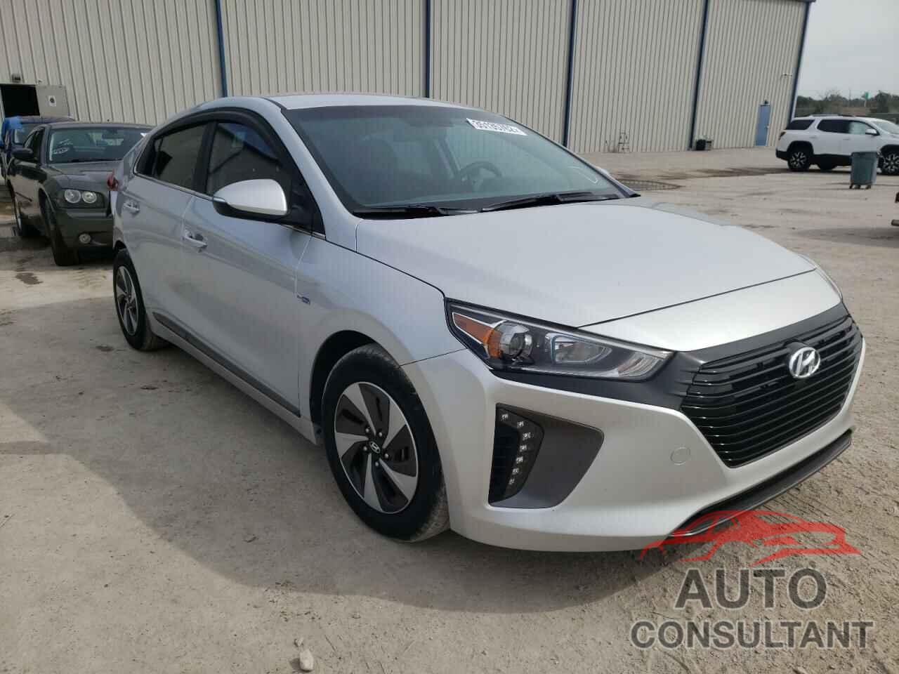 HYUNDAI IONIQ 2017 - KMHC75LC9HU018931