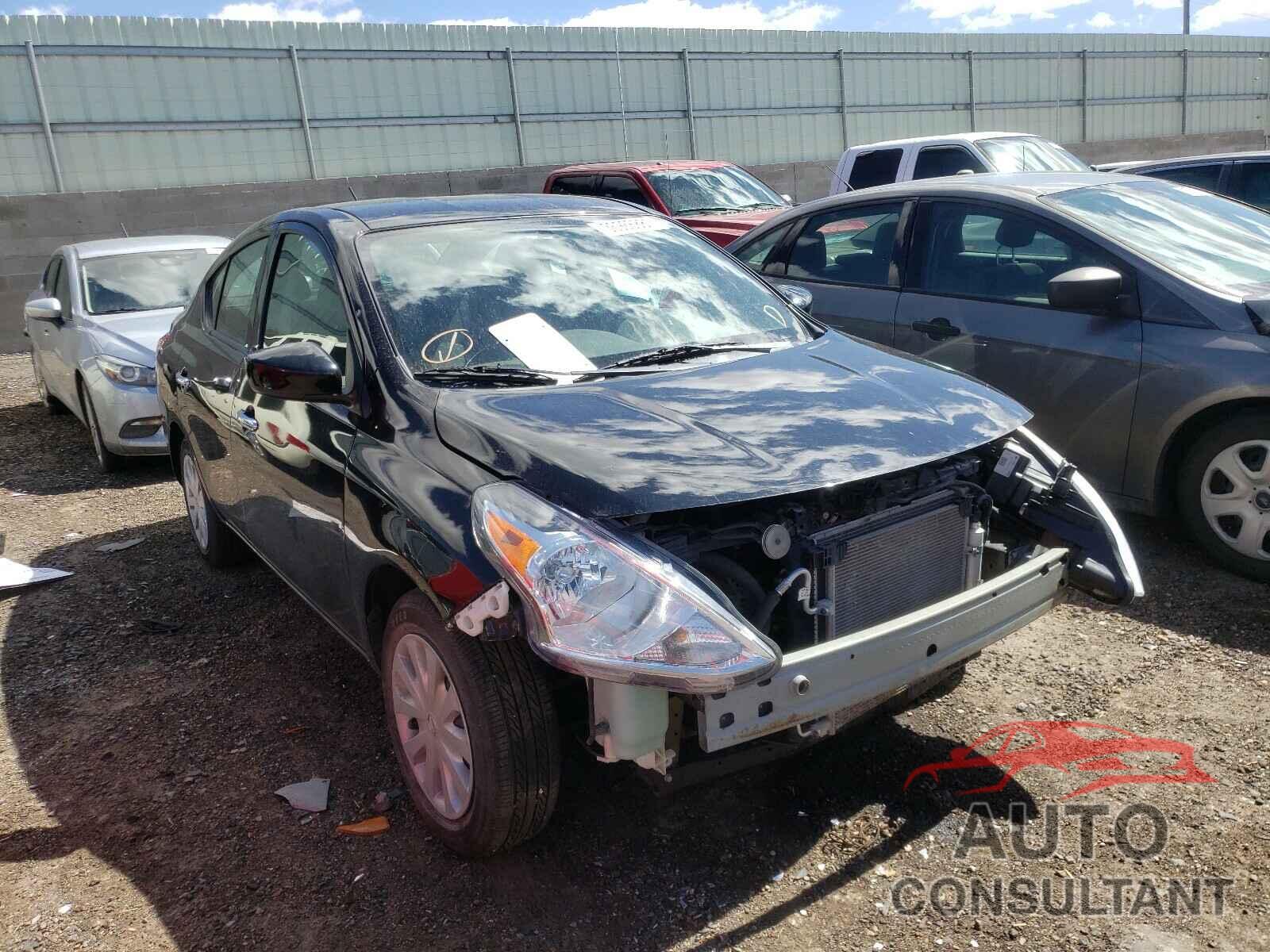 NISSAN VERSA 2018 - 3N1CN7AP9JL851577