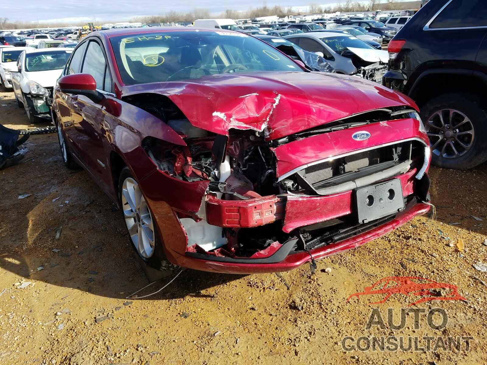 FORD FUSION 2019 - 3FA6P0LUXKR185008
