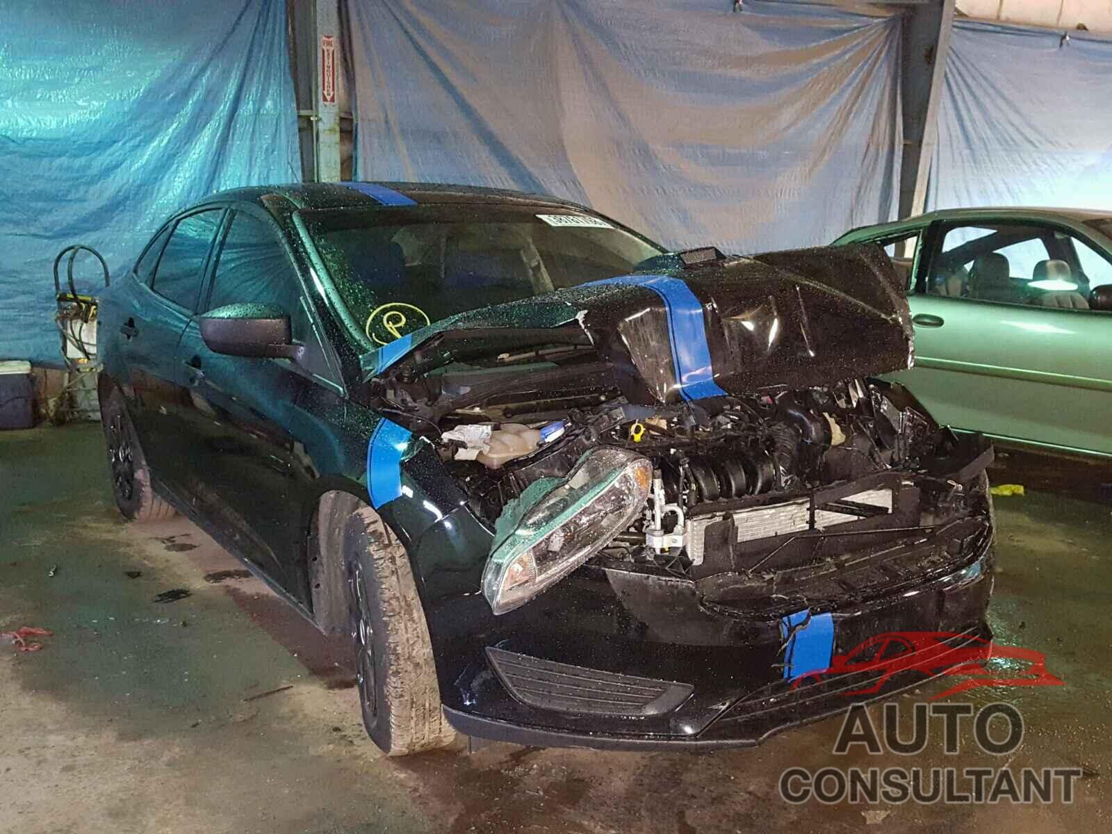 FORD FOCUS 2018 - 1FADP3E20JL239210