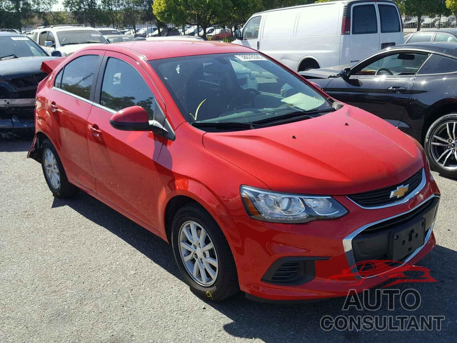 CHEVROLET SONIC 2017 - 1G1JD5SH1H4100114