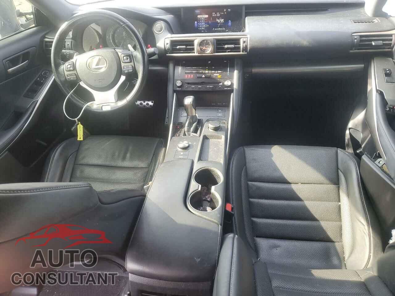 LEXUS IS 2017 - JTHBA1D23H5057202