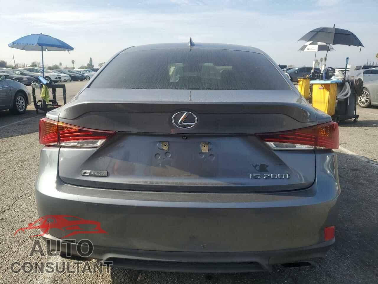 LEXUS IS 2017 - JTHBA1D23H5057202