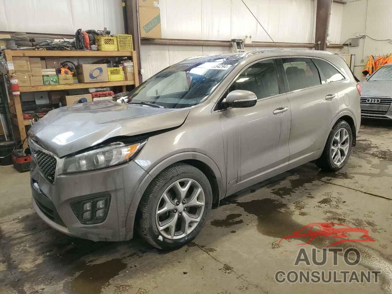 KIA SORENTO 2018 - 5XYPKDA59JG371244
