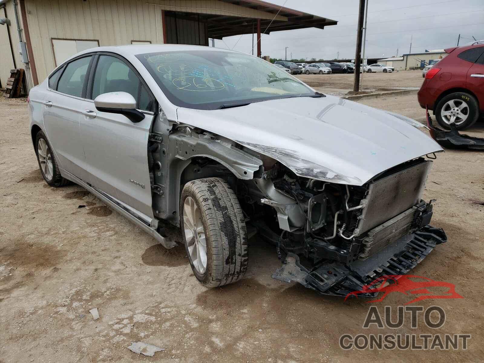 FORD FUSION 2019 - 3FA6P0LU4KR256428