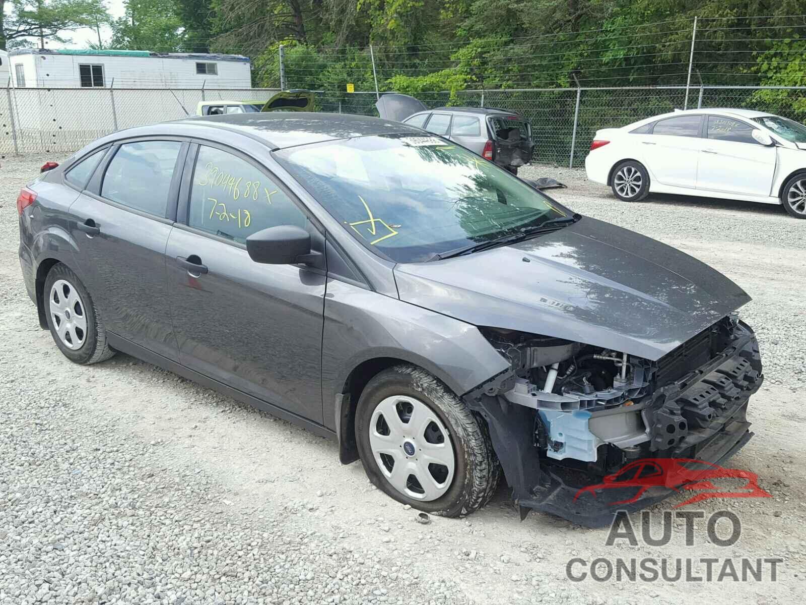 FORD FOCUS 2015 - 1FADP3E25FL253711