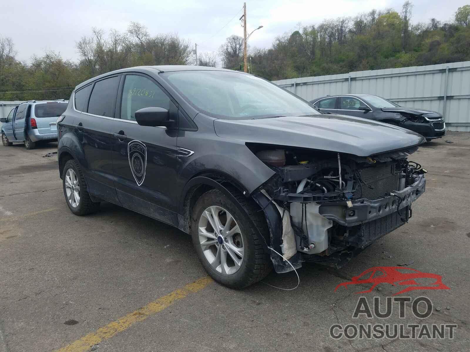 FORD ESCAPE 2017 - 1FMCU9GD0HUD91973