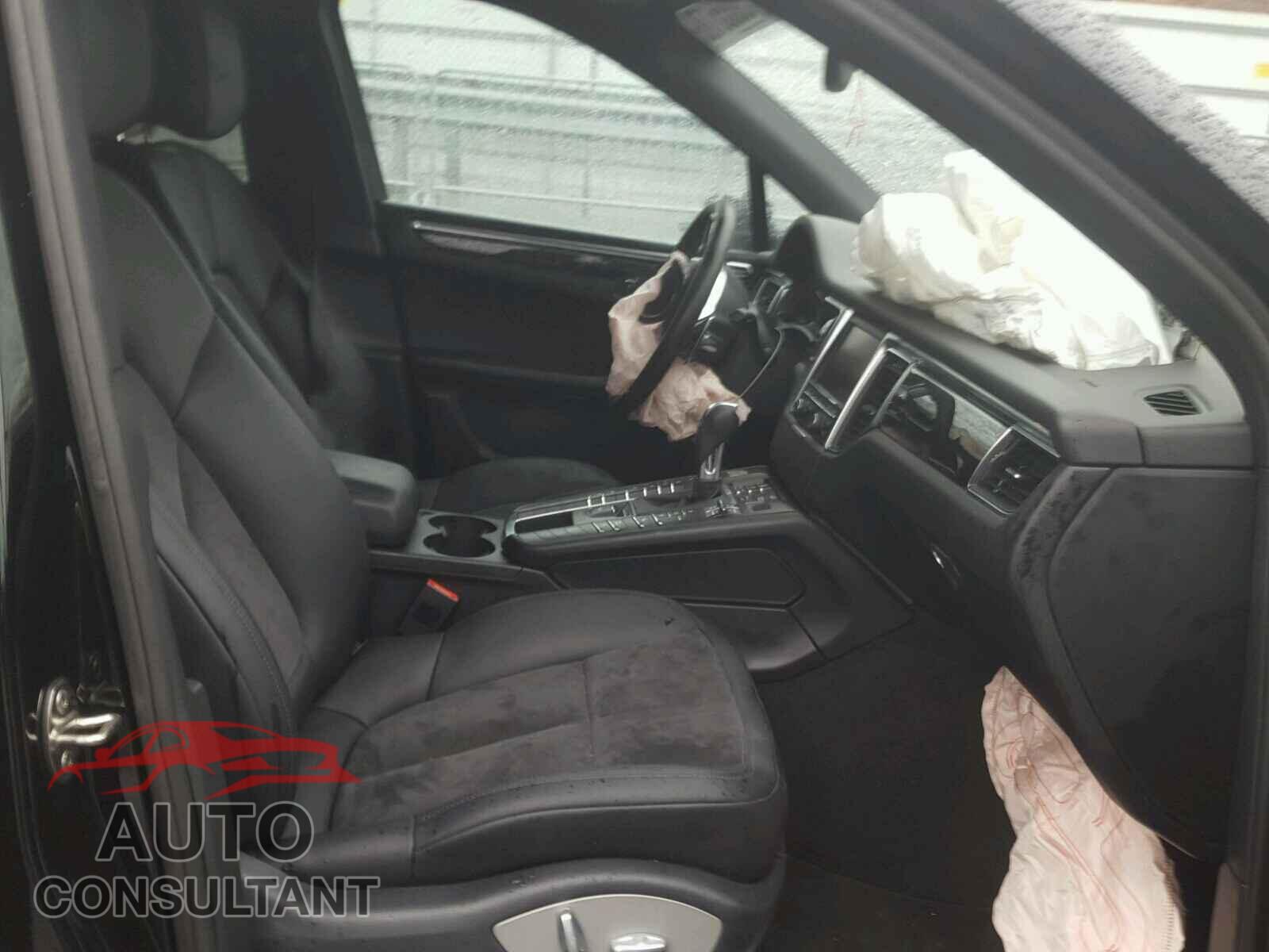 PORSCHE MACAN 2016 - WP1AB2A58GLB43886