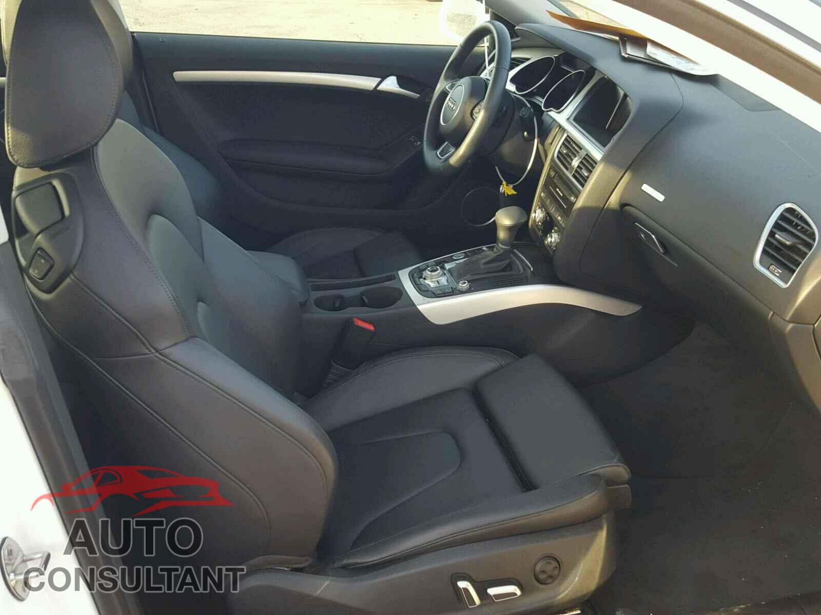 AUDI A5 2015 - WAUMFAFR9FA053758