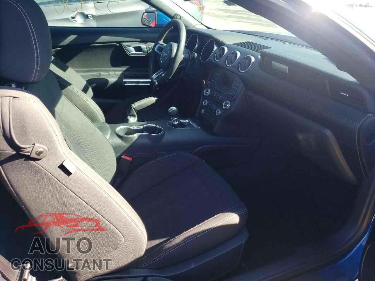 FORD MUSTANG 2018 - 1FA6P8TH8J5121343