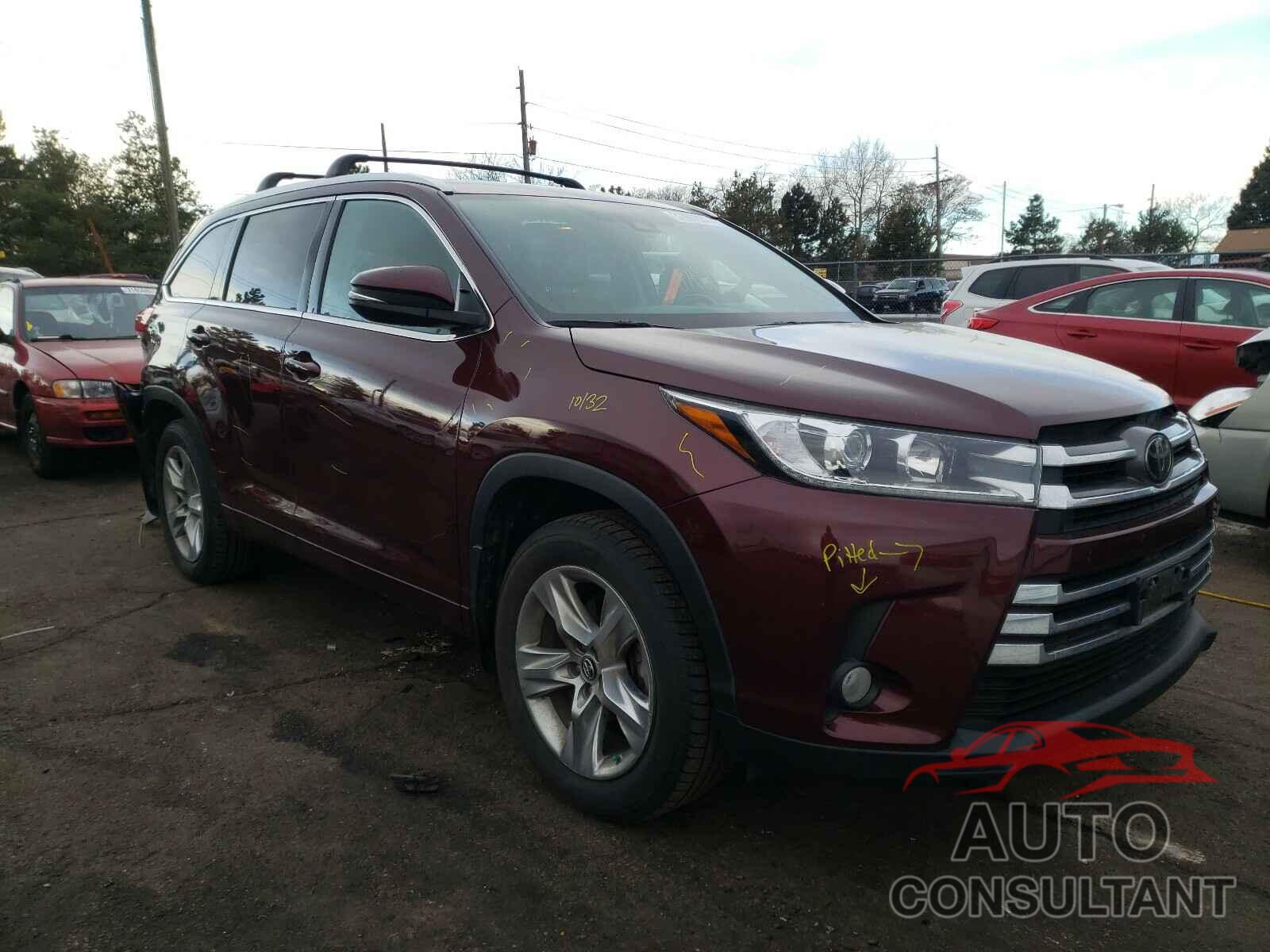 TOYOTA HIGHLANDER 2018 - 5TDDZRFH9JS869610