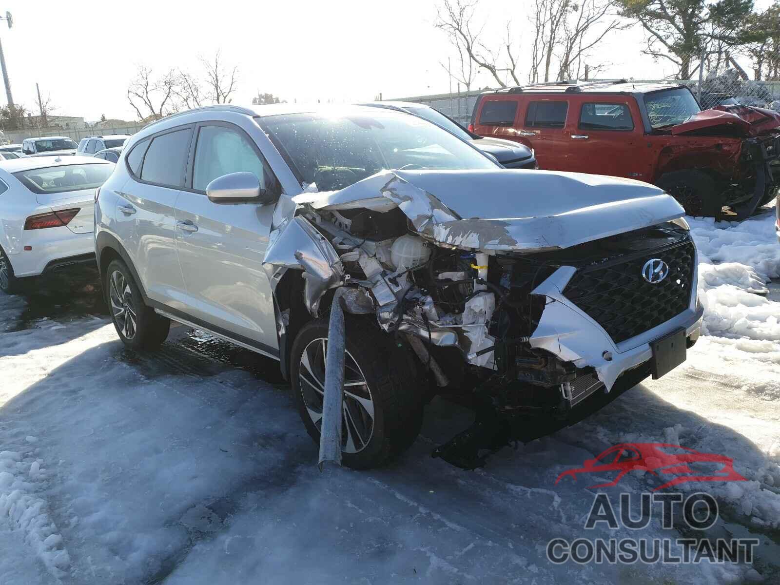 HYUNDAI TUCSON 2019 - KM8J3CAL8KU841075