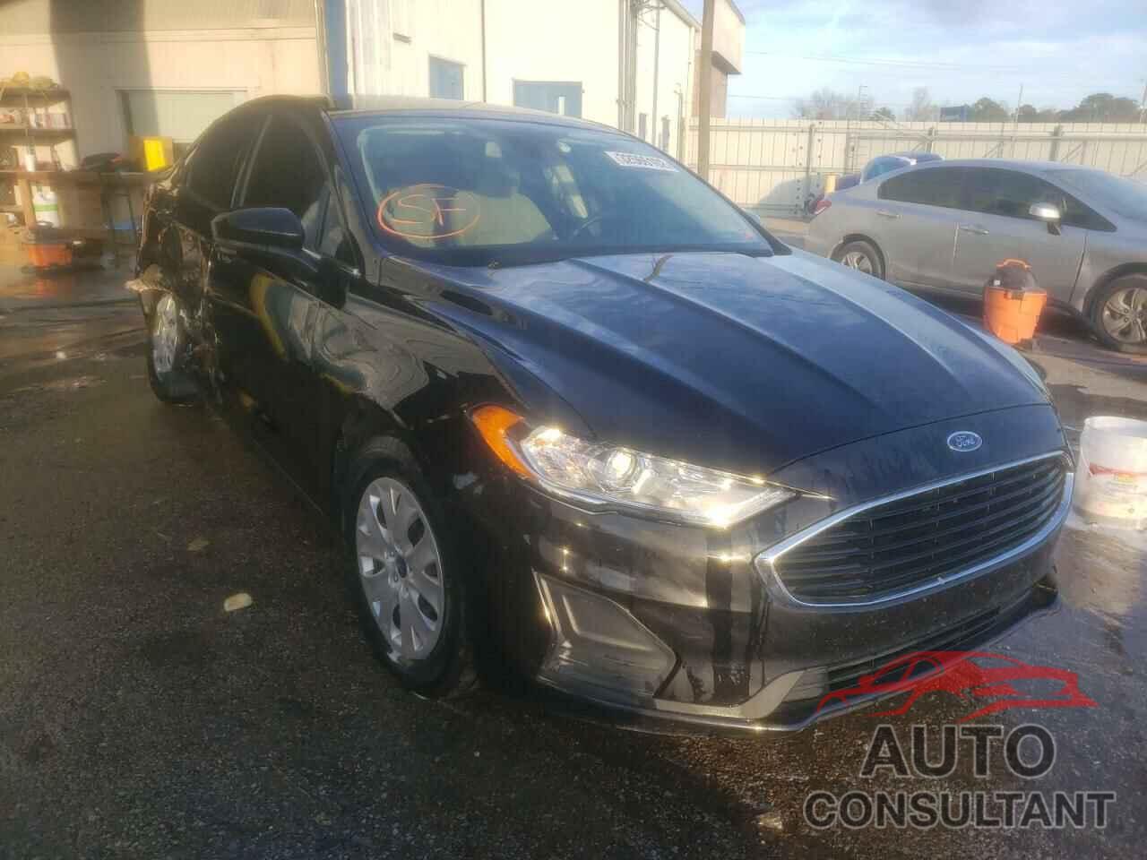 FORD FUSION 2020 - 3FA6P0G74LR103277